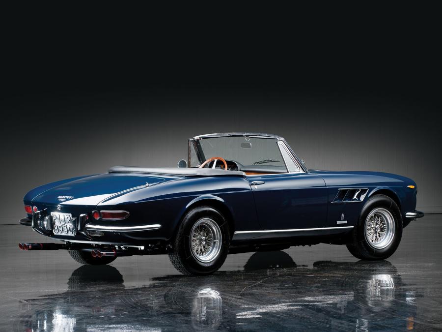  Ferrari 330 GTS 1967 года  (фото 14 из 102)